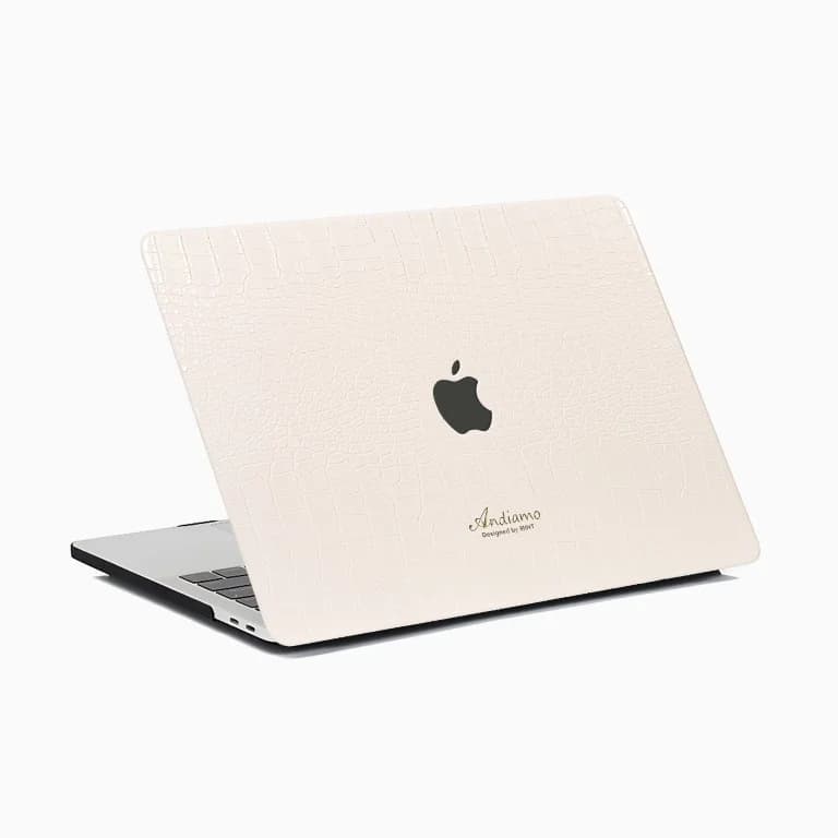 غطاء MacBook باللون العاجي